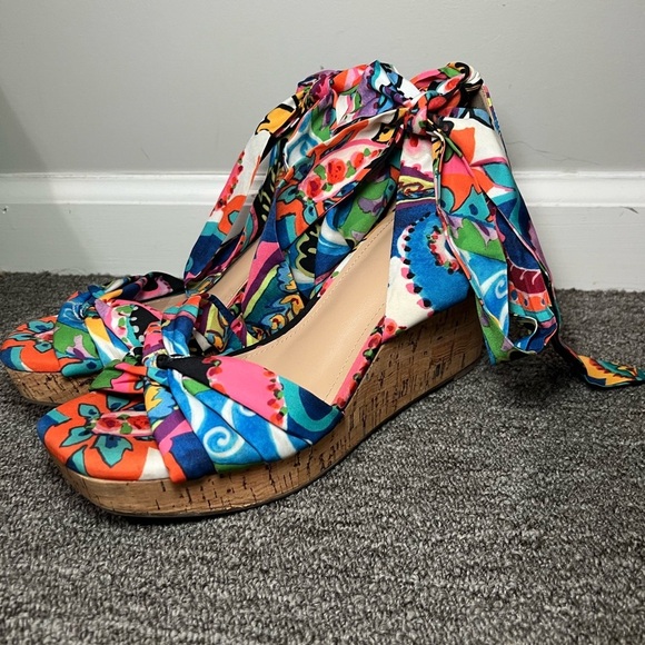 IMPO Olemah Boho Multi Ankle Tie Fabric Women's Size 10 Wedge Cork Colorful - Picture 7 of 7